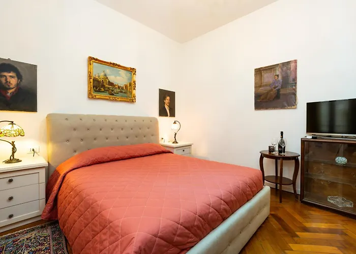 Central Apartment By Rialto